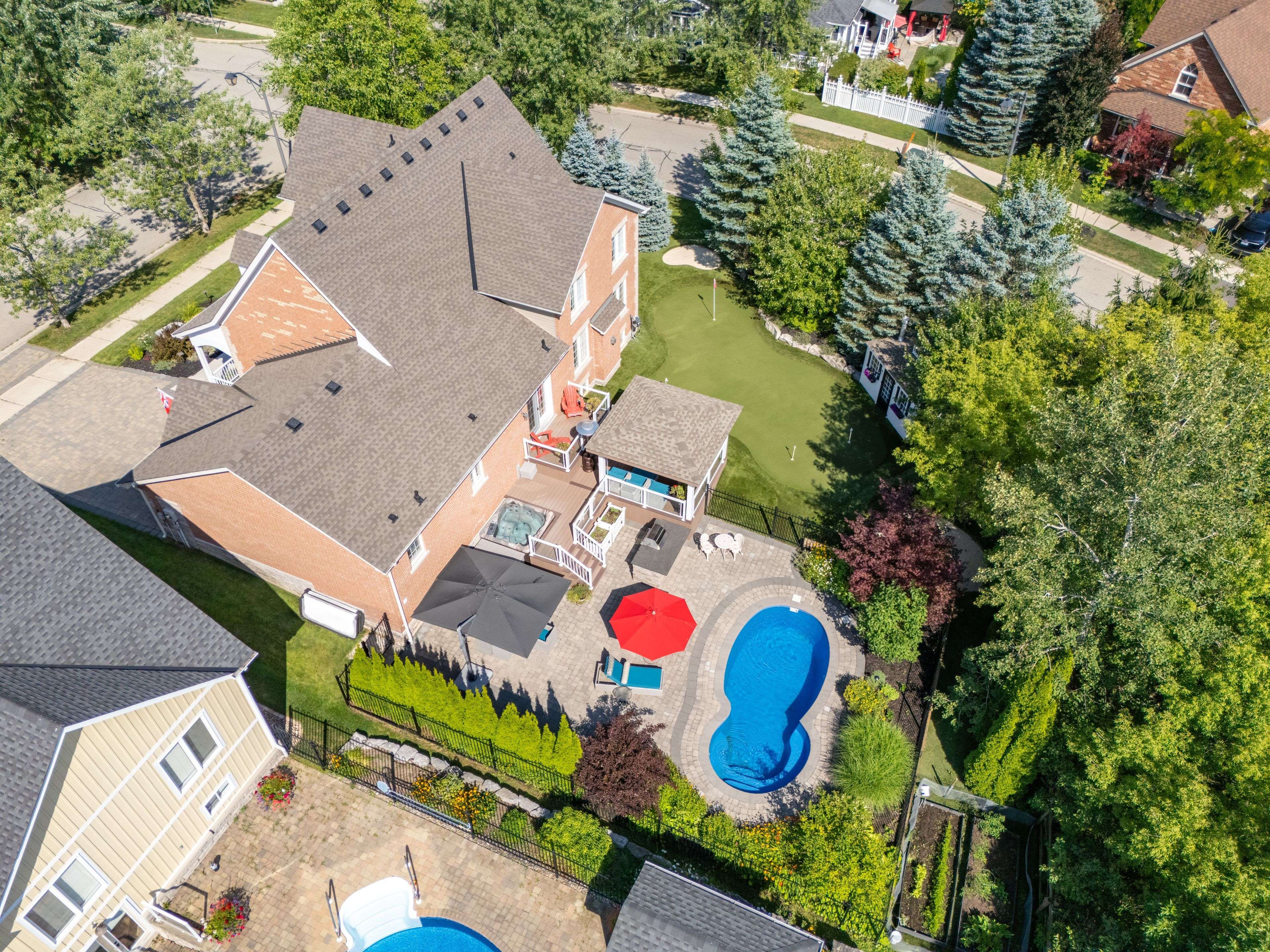 Caledon, ON L7C 3K3,68 North Riverdale DR