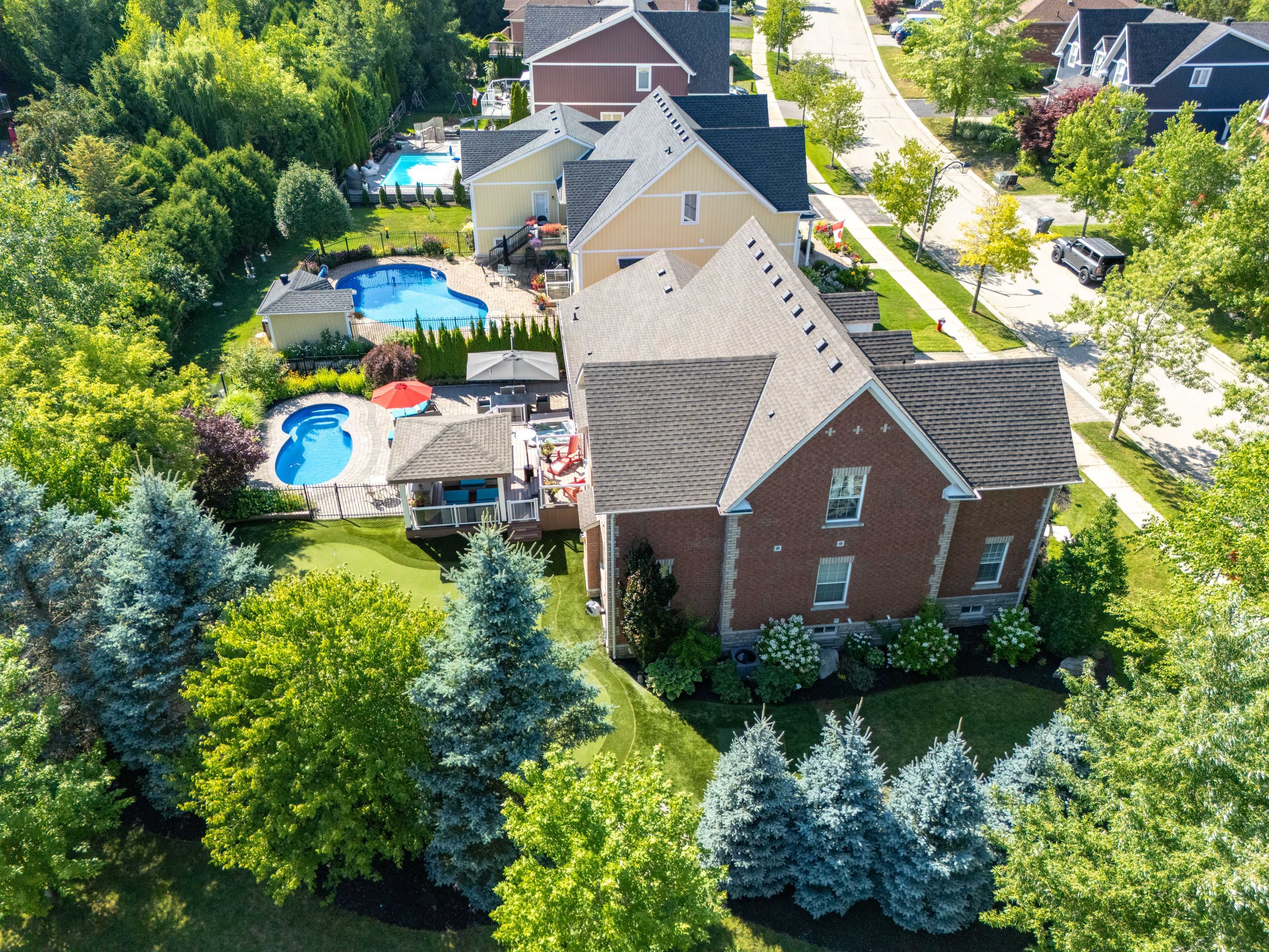 Caledon, ON L7C 3K3,68 North Riverdale DR