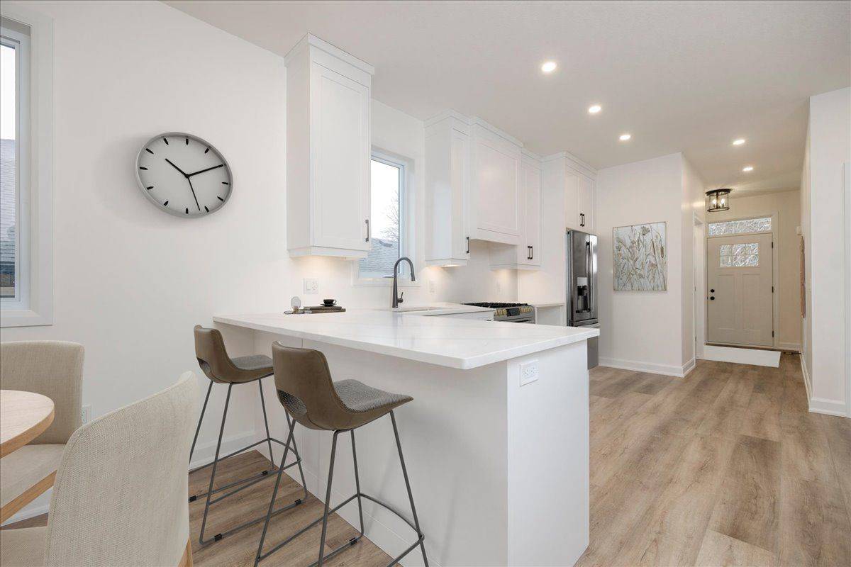 South Bruce, ON N0G 2S0,10 Janet ST S