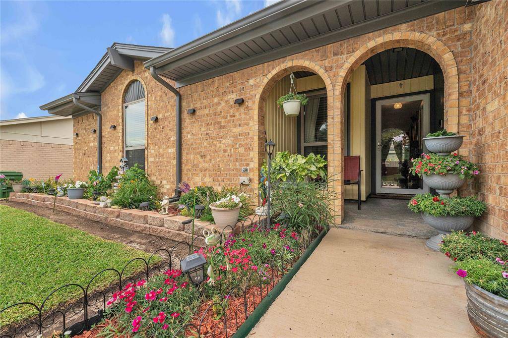 Watauga, TX 76148,7613 CLOVER Lane