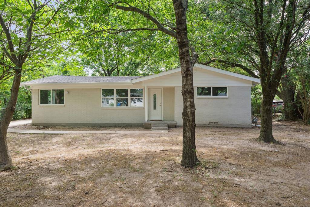 Dallas, TX 75217,220 N Trego Court