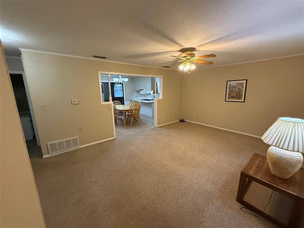 Gustine, TX 76455,105 W Elm Street