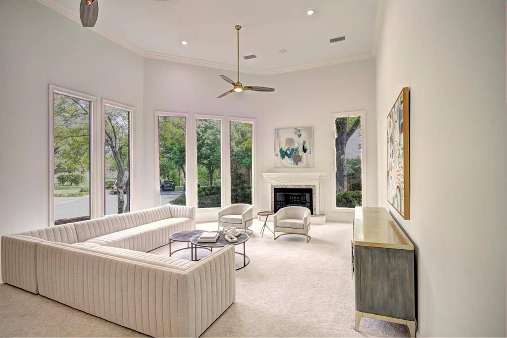 Dallas, TX 75248,5919 Club Hill Place