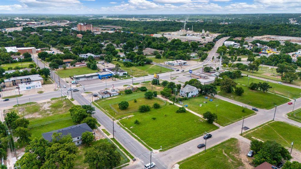 Dallas, TX 75215,2917 Holmes Street