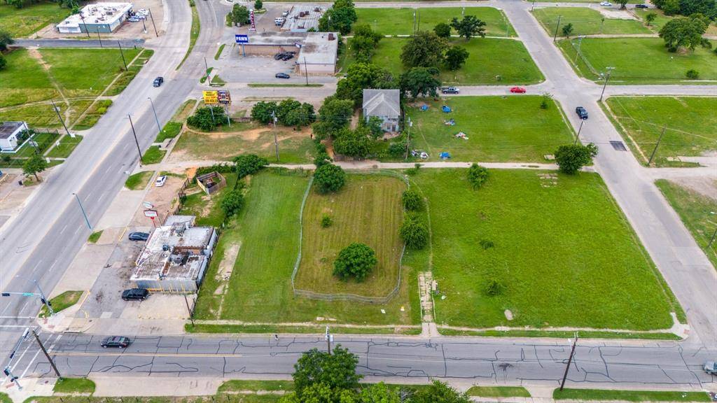 Dallas, TX 75215,2917 Holmes Street