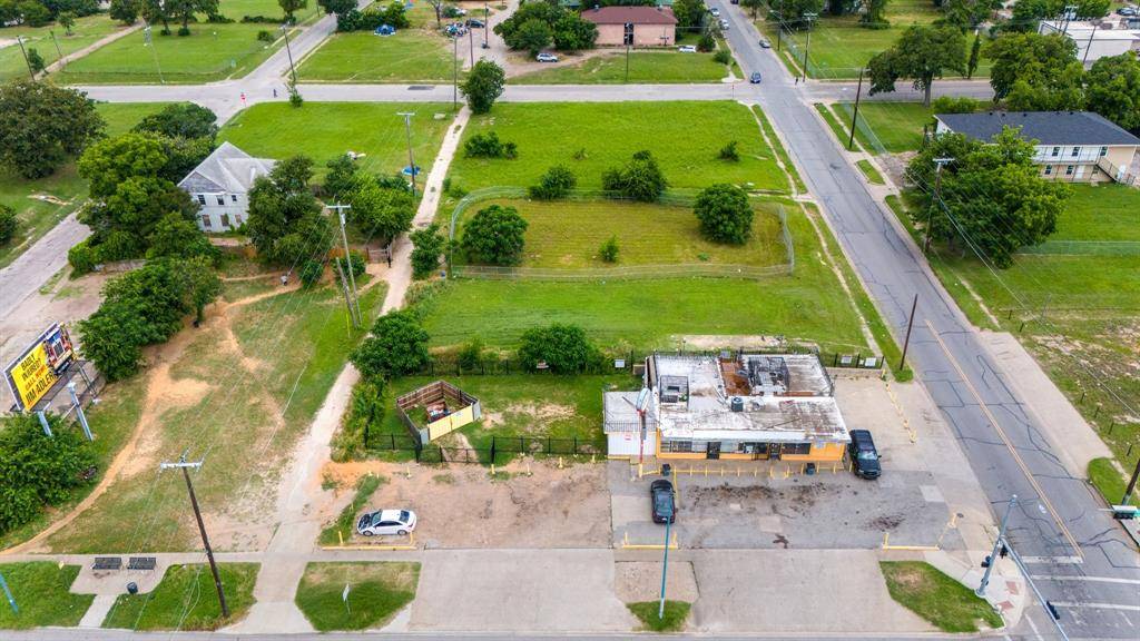 Dallas, TX 75215,2917 Holmes Street