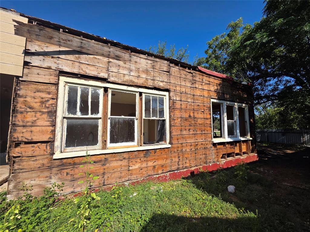 Breckenridge, TX 76424,1100 E Walker Street