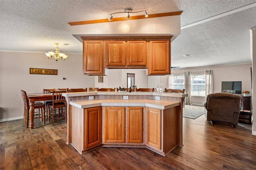 Granbury, TX 76048,3401 Samoan Court