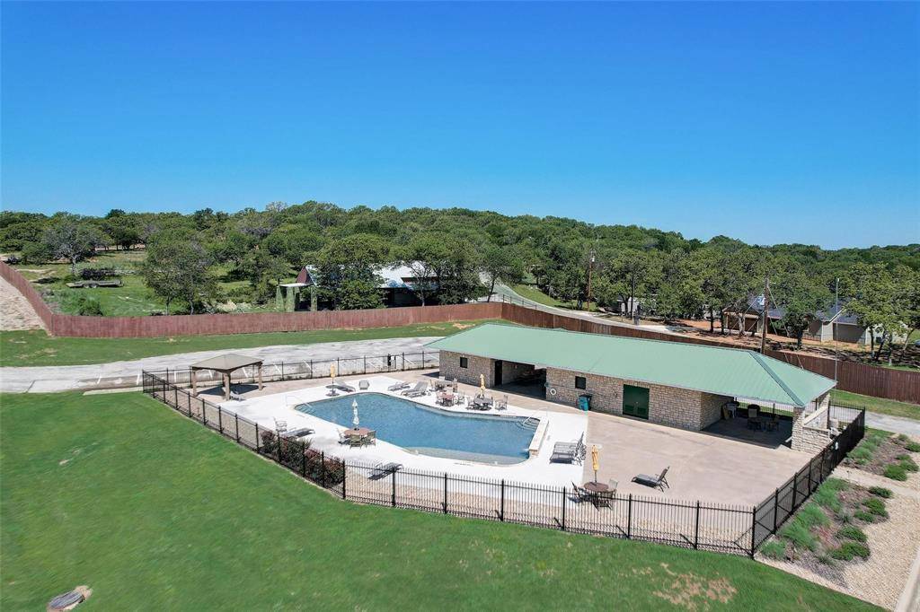 Chico, TX 76431,416 Sunset Bay Pointe Court