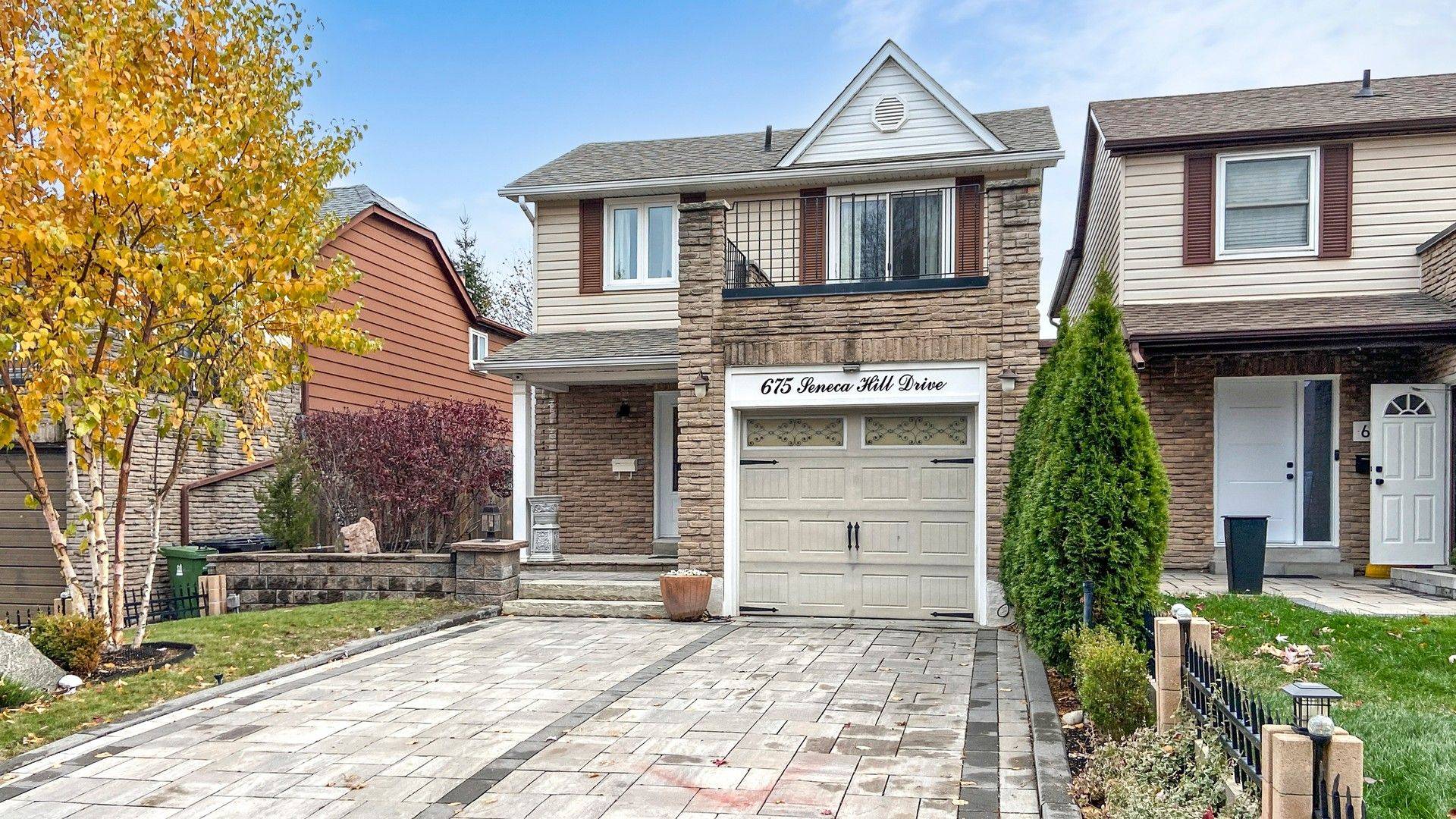 Toronto C15, ON M2J 2W7,675 Seneca Hill DR