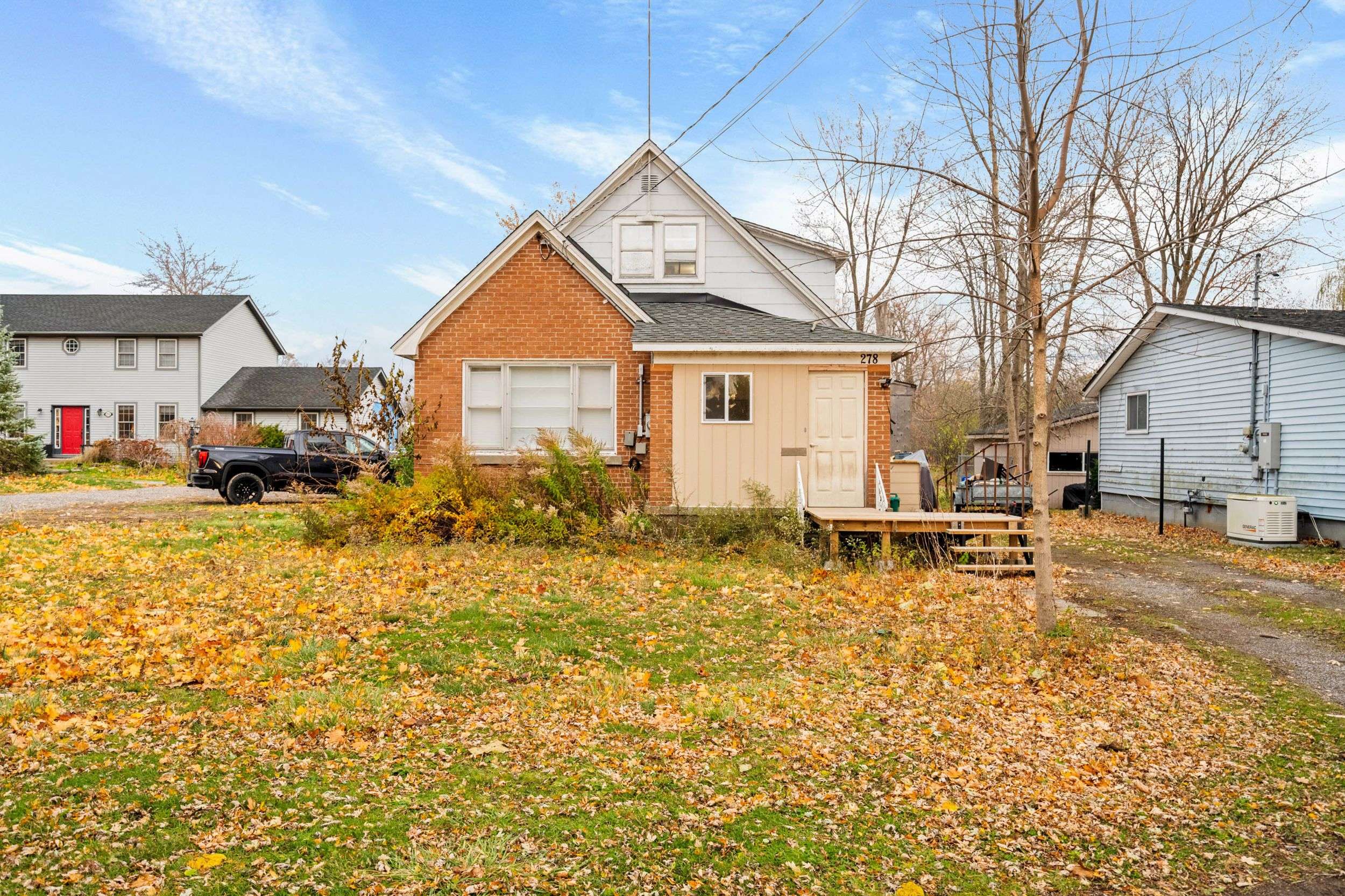 Fort Erie, ON L0S 1B0,278 Ridge RD S