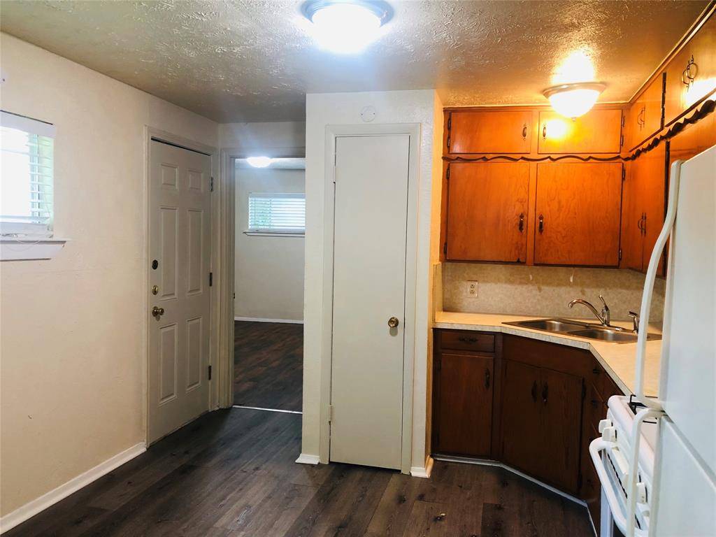 Denton, TX 76201,518 W Sycamore Street