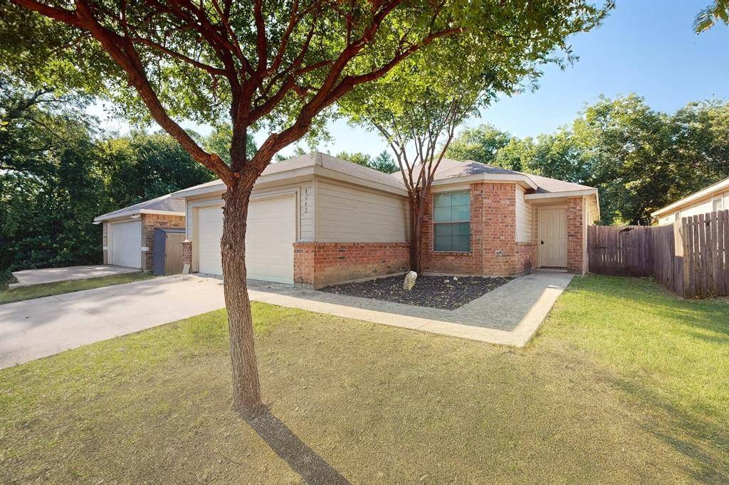 Dallas, TX 75236,4842 Nuevo Laredo