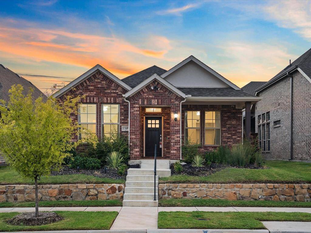 Garland, TX 75042,1309 Haybale Lane