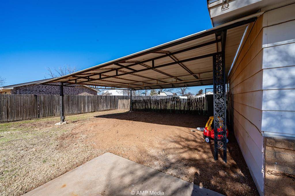 Rotan, TX 79546,803 E 7th Street
