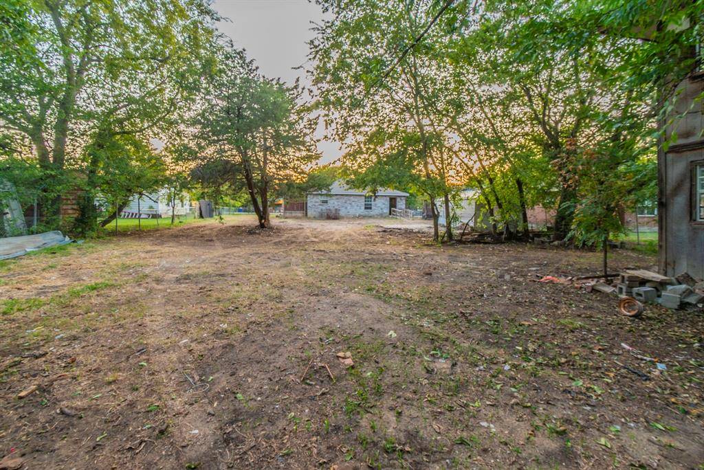 1524 Collinson Street, Balch Springs, TX 75180