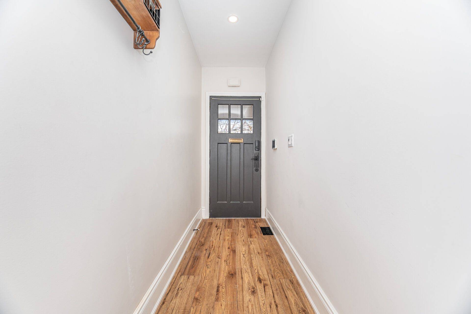 Toronto W03, ON M6E 4A9,84 Earlscourt AVE #Main