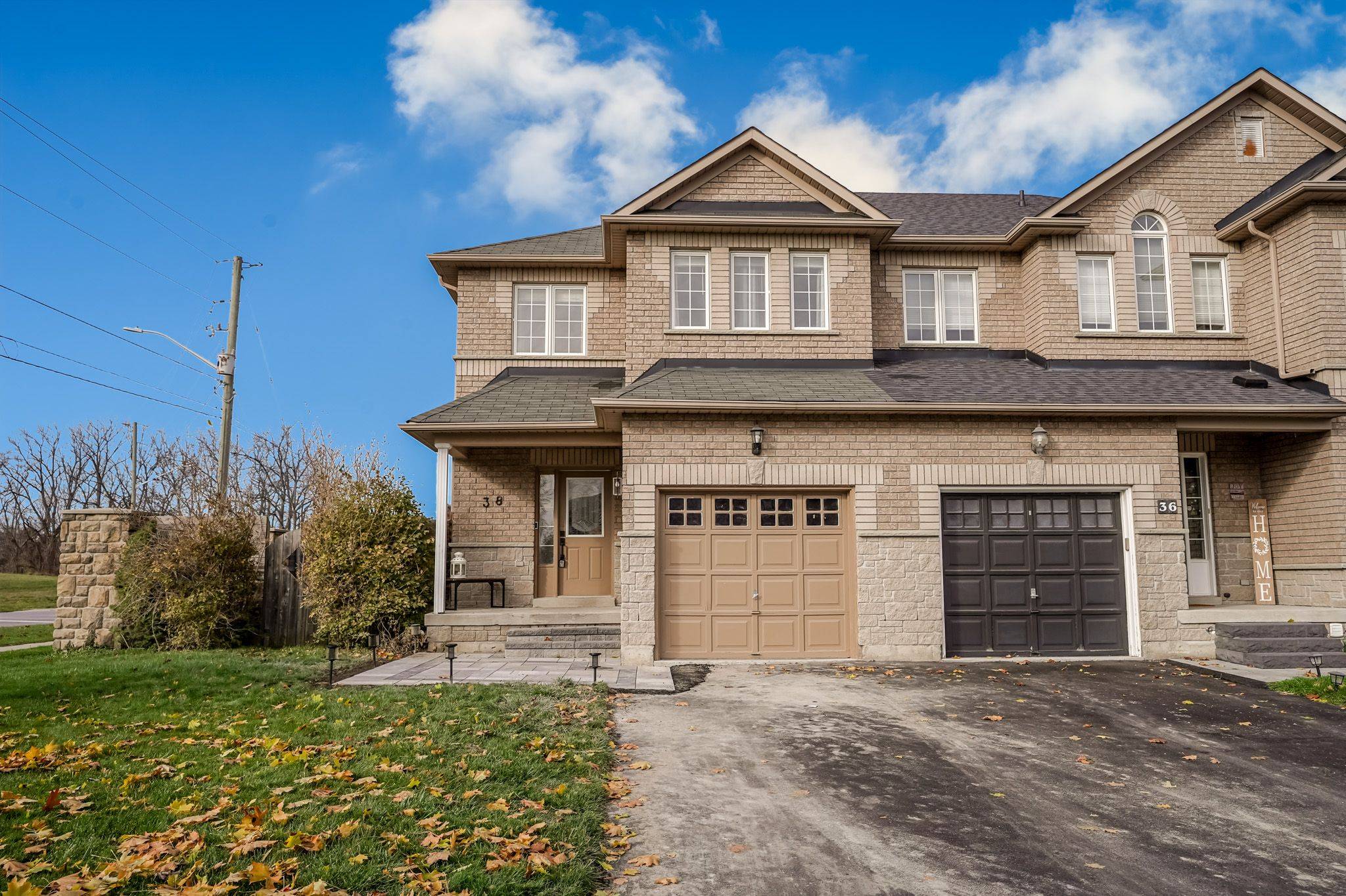 Clarington, ON L1C 5M6,38 Taft PL