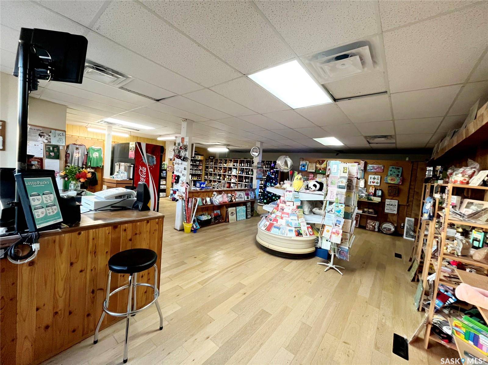 Fox Valley, SK S0N 0V0,40 Centre STREET