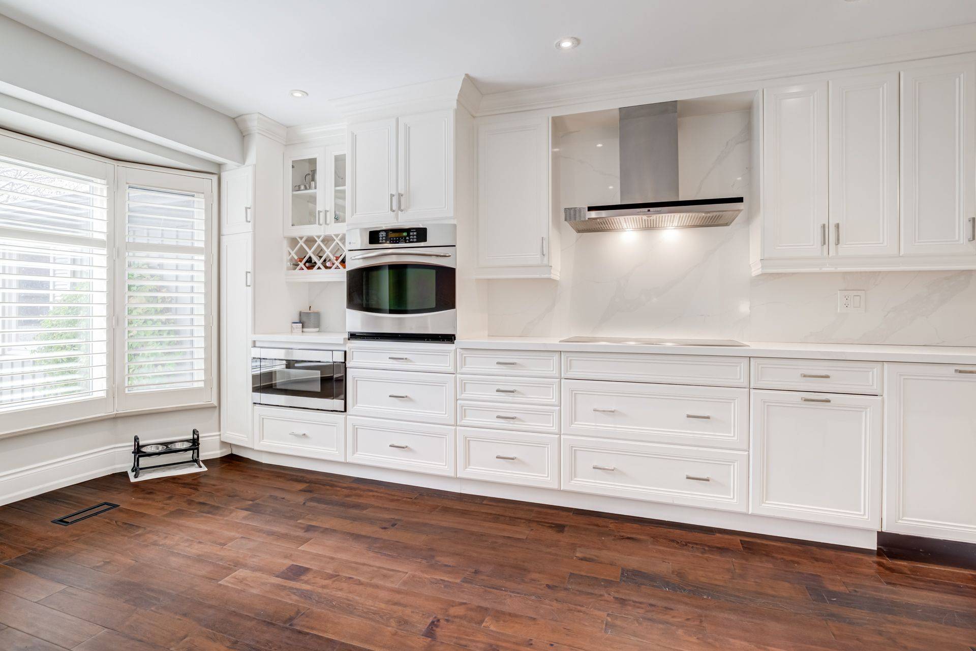 Mississauga, ON L5L 2R3,3265 South Millway N/A #23