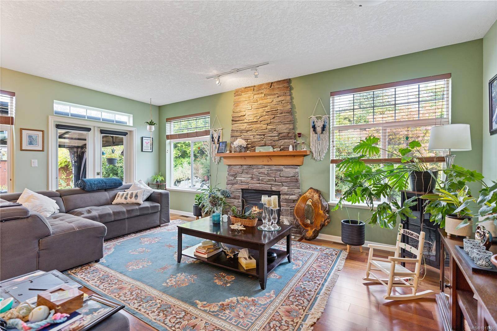 Sooke, BC V9Z 1J9,6442 Birchview Way