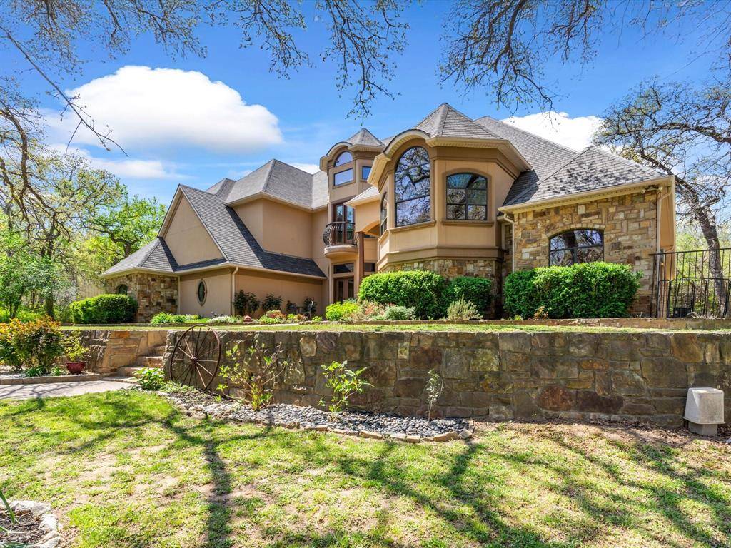 Azle, TX 76020,9 Eagle Point N #A