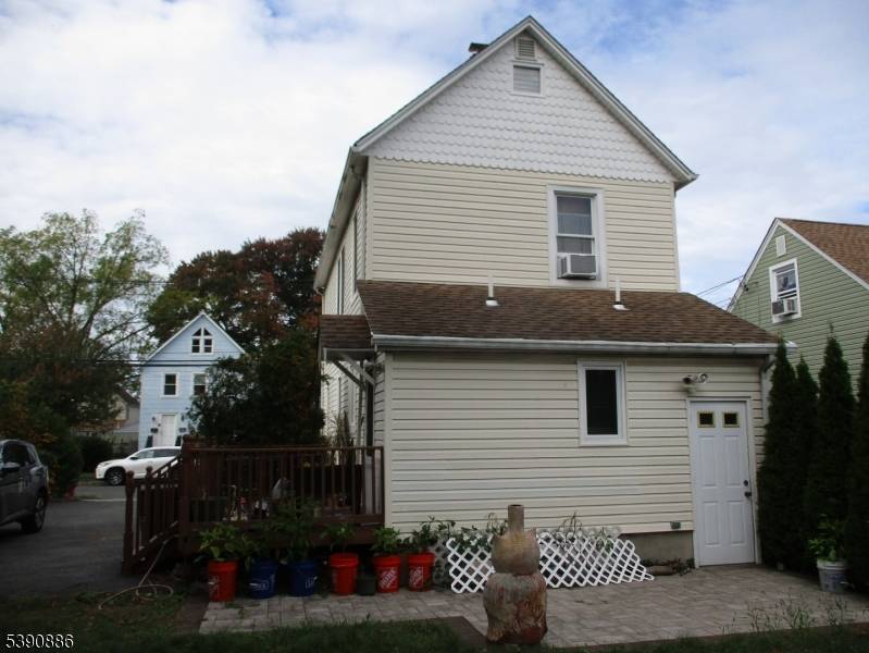 Kenilworth Boro, NJ 07033,19 N 8th St