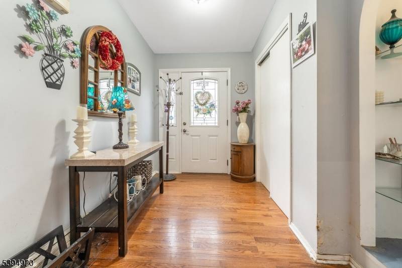 Hopatcong Boro, NJ 07874,117 Brendona Ave