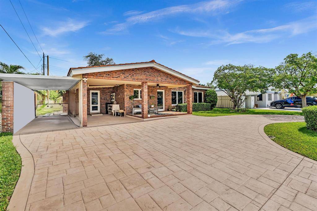 Oakland Park, FL 33334,1311 NE 42nd St