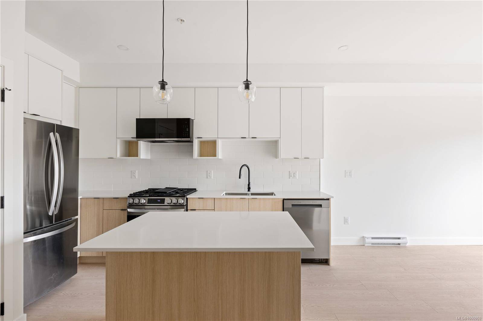 Langford, BC V9B 3R8,2629 Millstream Rd #431