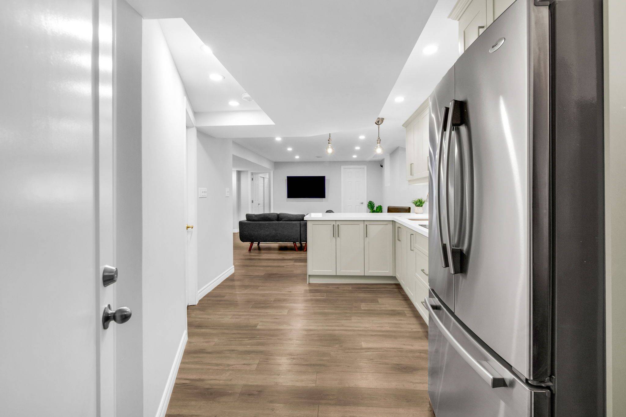 Mississauga, ON L5M 0N1,5463 Fudge TER #Basement Apt