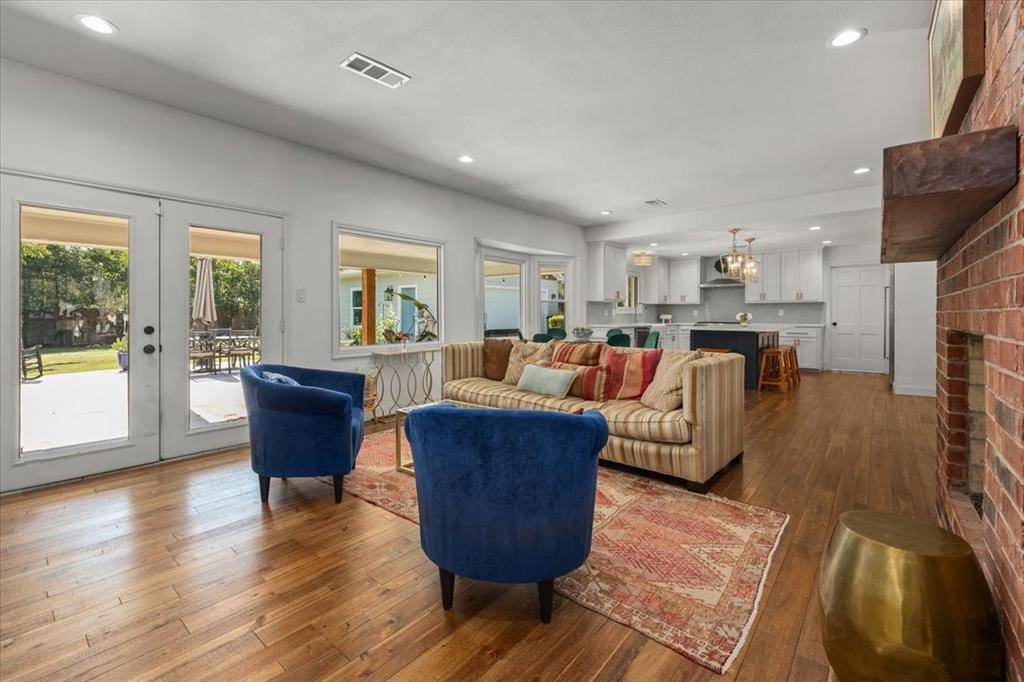 Fort Worth, TX 76116,6305 Genoa Road