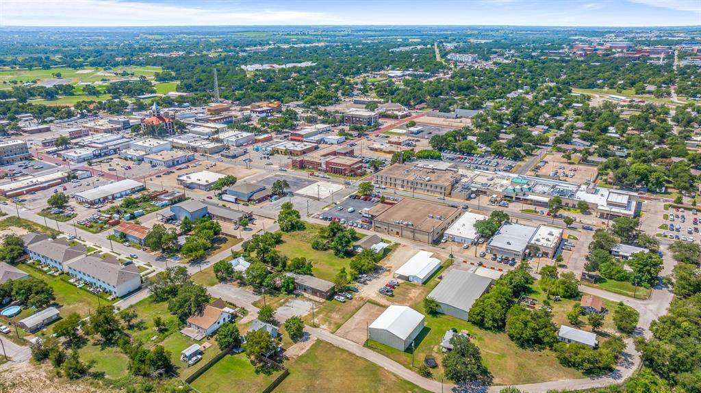 Stephenville, TX 76401,230 E Tarleton Street