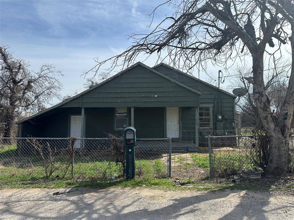 Granbury, TX 76048,713 Wright Court