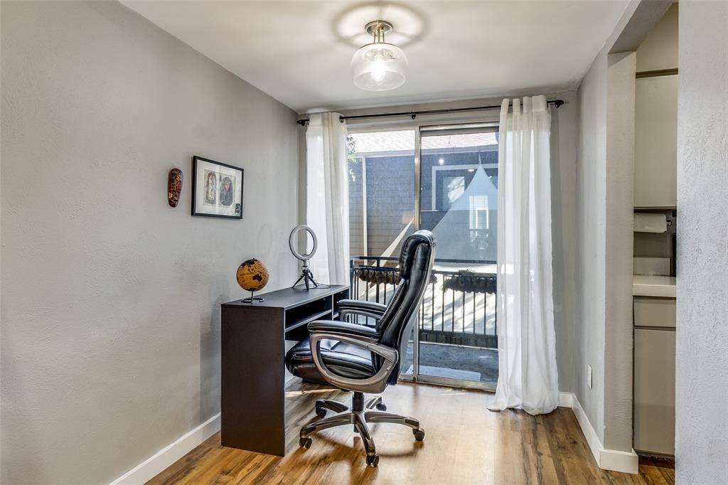 Dallas, TX 75219,4020 Holland Avenue #203