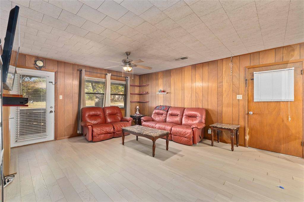 Comanche, TX 76442,1106 N Page Street