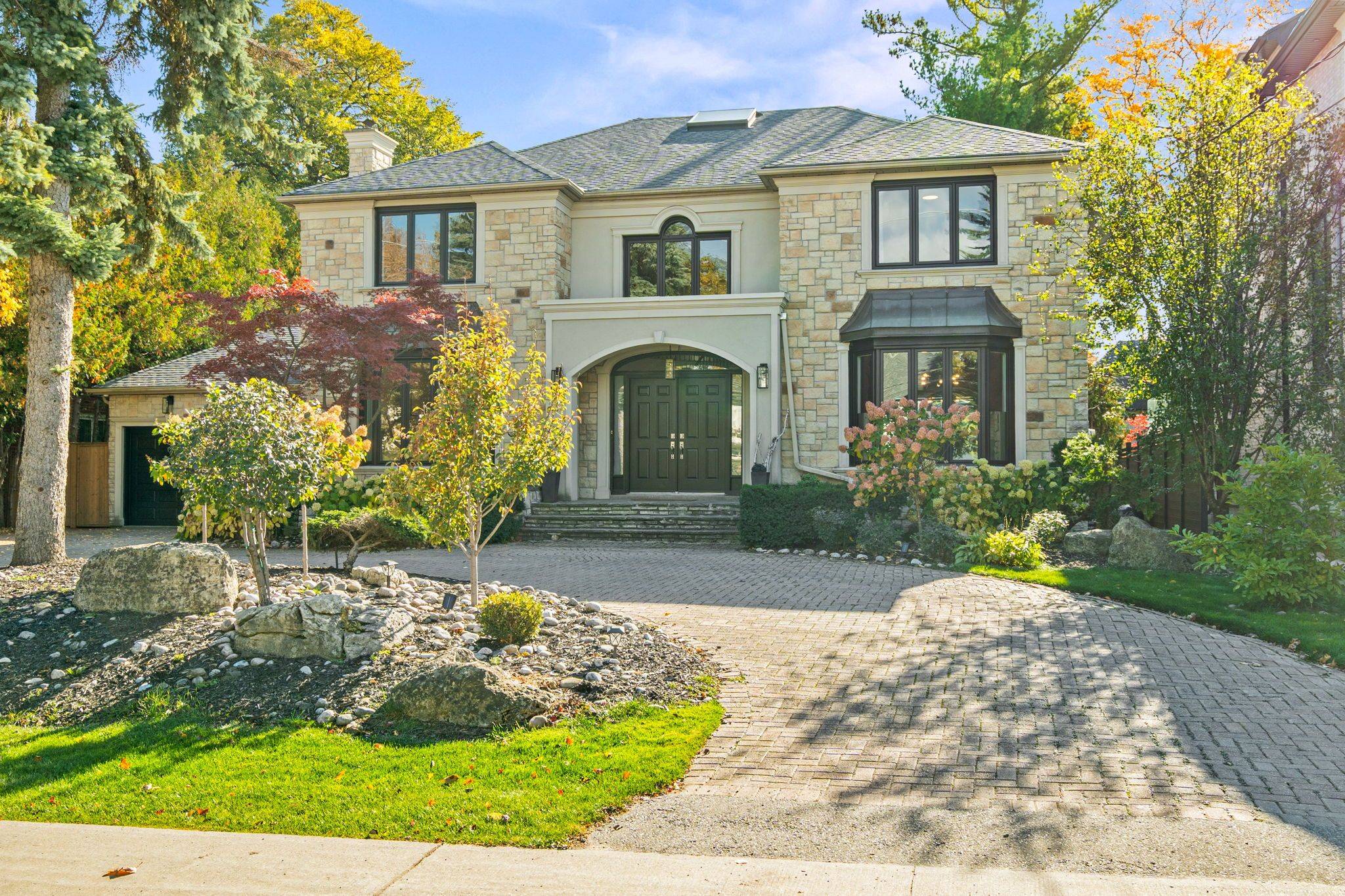 Toronto C12, ON M2L 1H2,151 Highland CRES