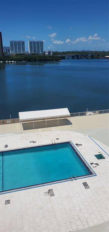 Sunny Isles Beach, FL 33160,250 174th St #819