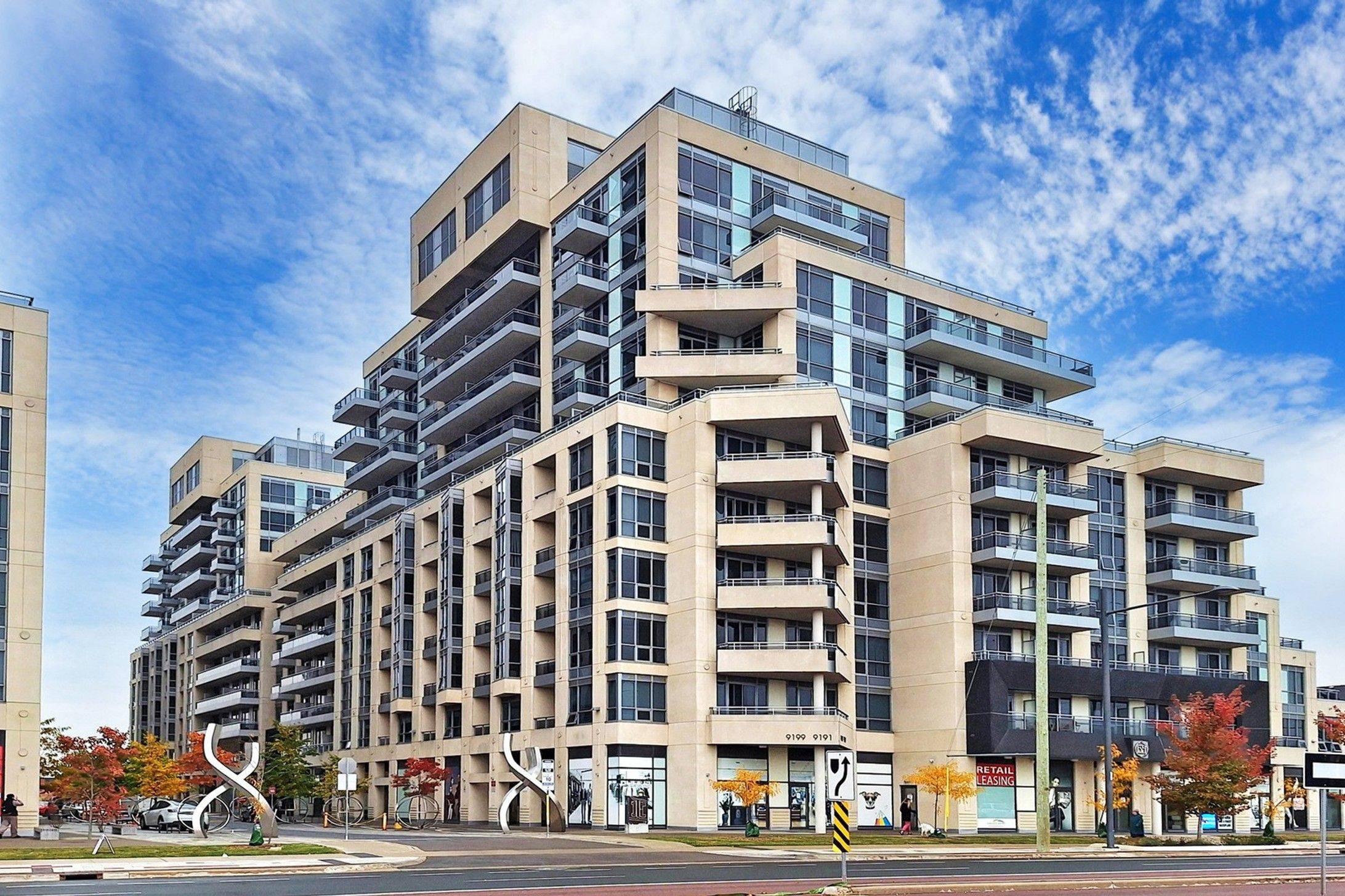 Richmond Hill, ON L4C 1E2,9191 Yonge ST #802