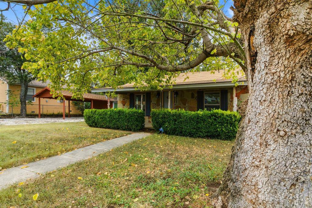 Weatherford, TX 76086,905 S Lamar Street