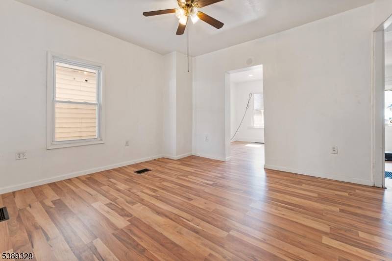 Phillipsburg Town, NJ 08865,289 Mercer St