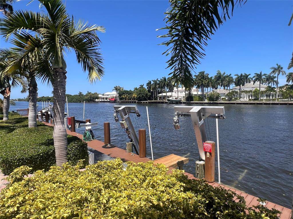 Boynton Beach, FL 33435,3014 Waterside Cir