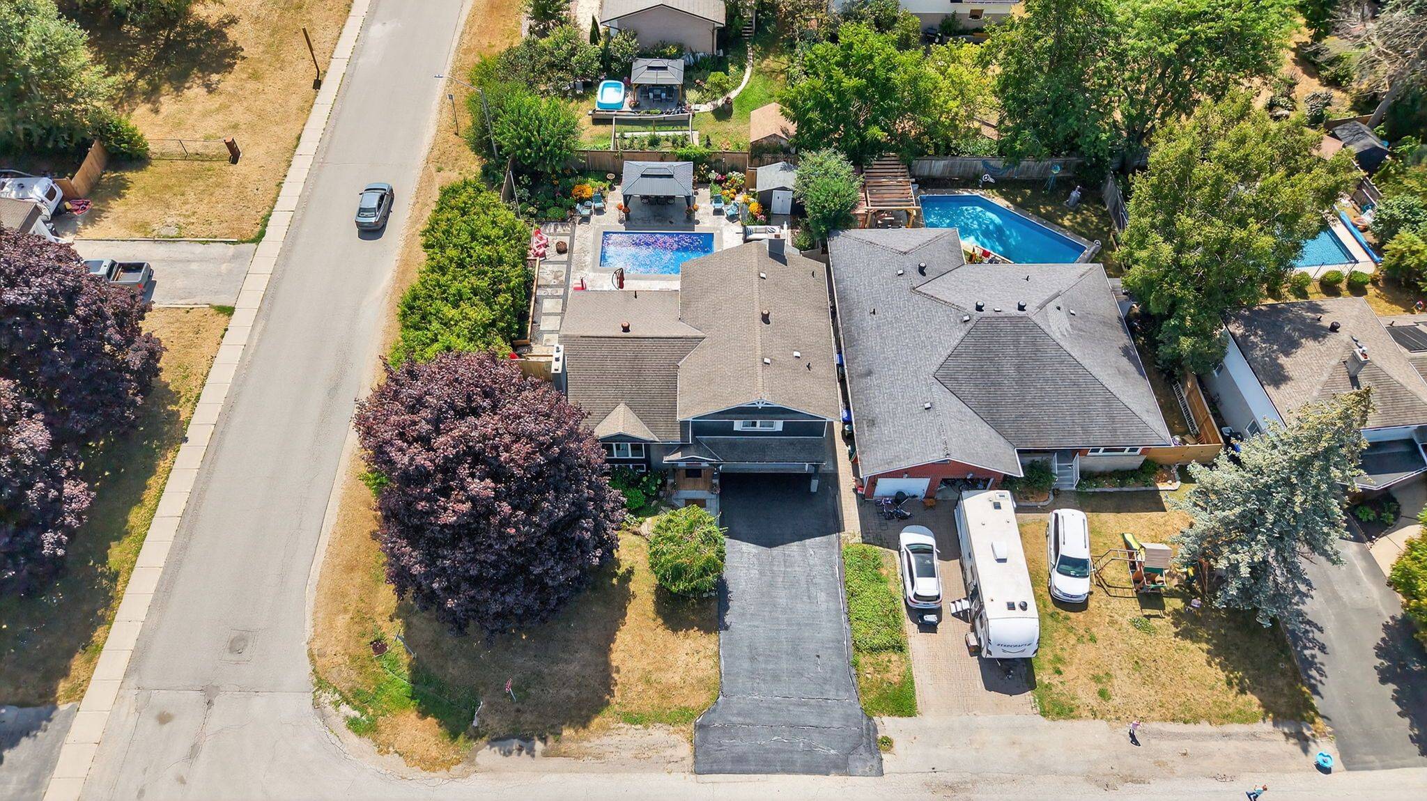 Collingwood, ON L9Y 2K7,30 Bryan DR