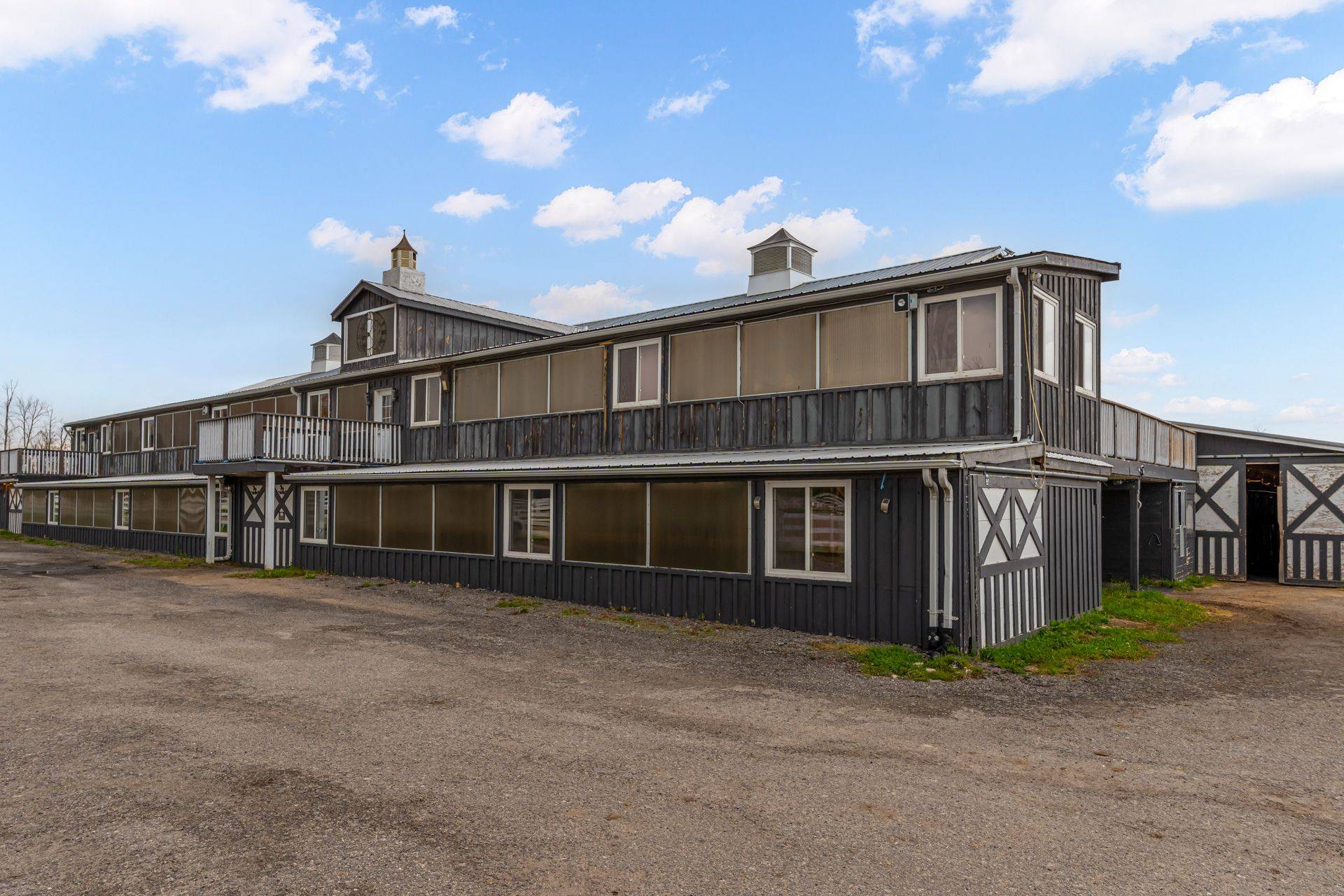 Ramara, ON L3V 6H7,180 Courtland ST