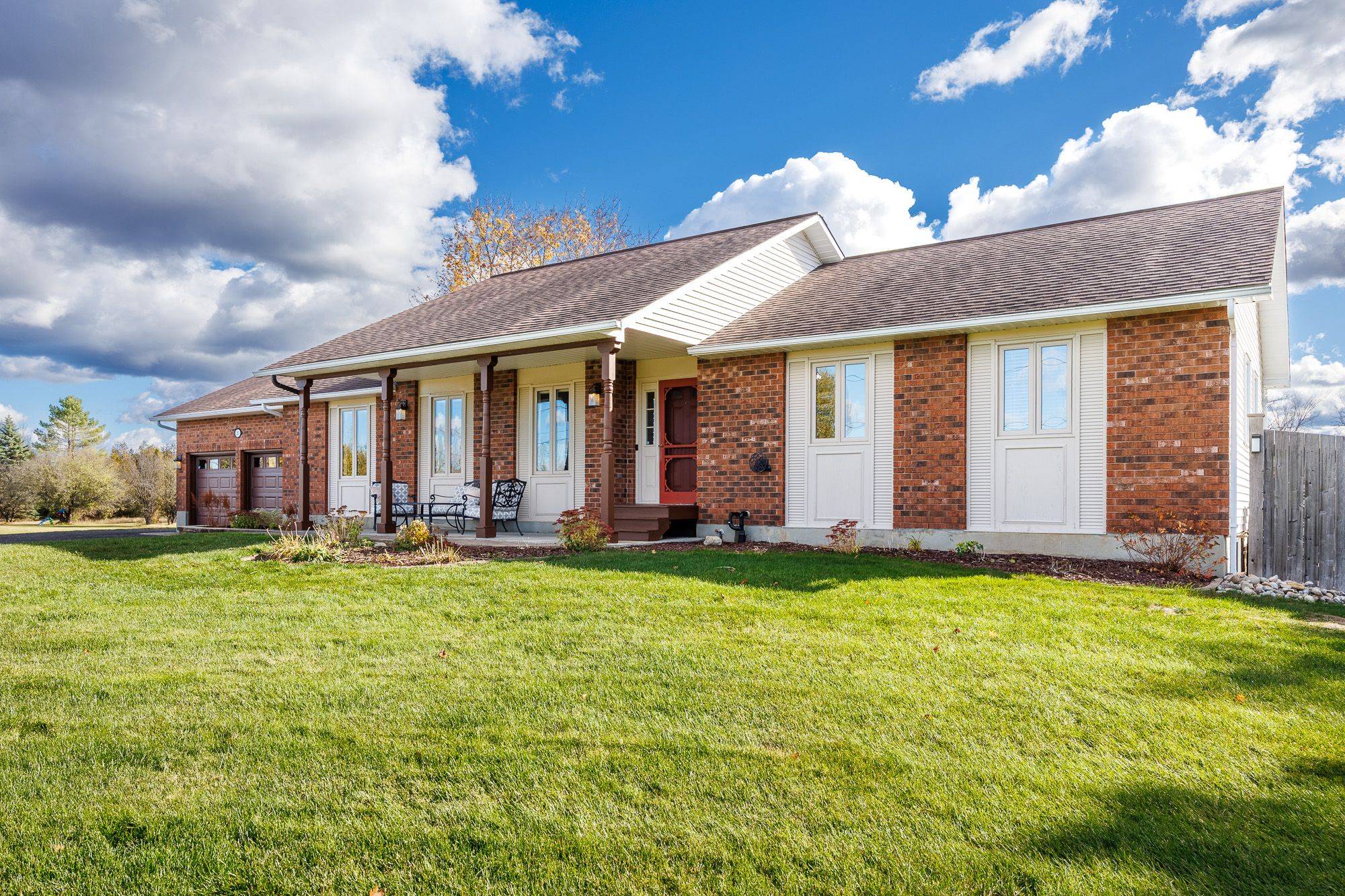 Mississippi Mills, ON K0A 1A0,201 Greystone CRES