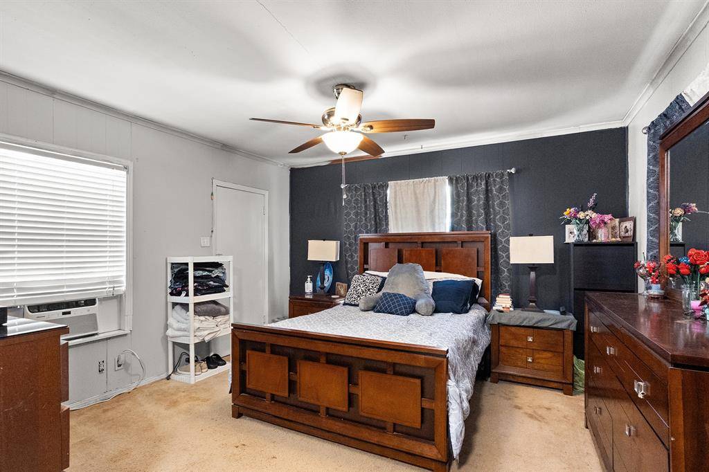 Dallas, TX 75217,7826 Rilla Avenue