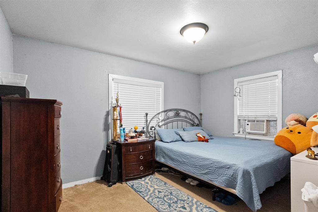 Dallas, TX 75217,7826 Rilla Avenue