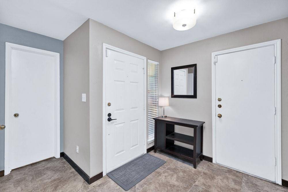 Dallas, TX 75243,8418 Towneship Lane