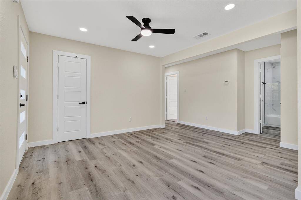 Arlington, TX 76010,1704 Sharon Street