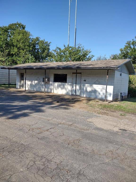 West, TX 76691,503 N Main Street